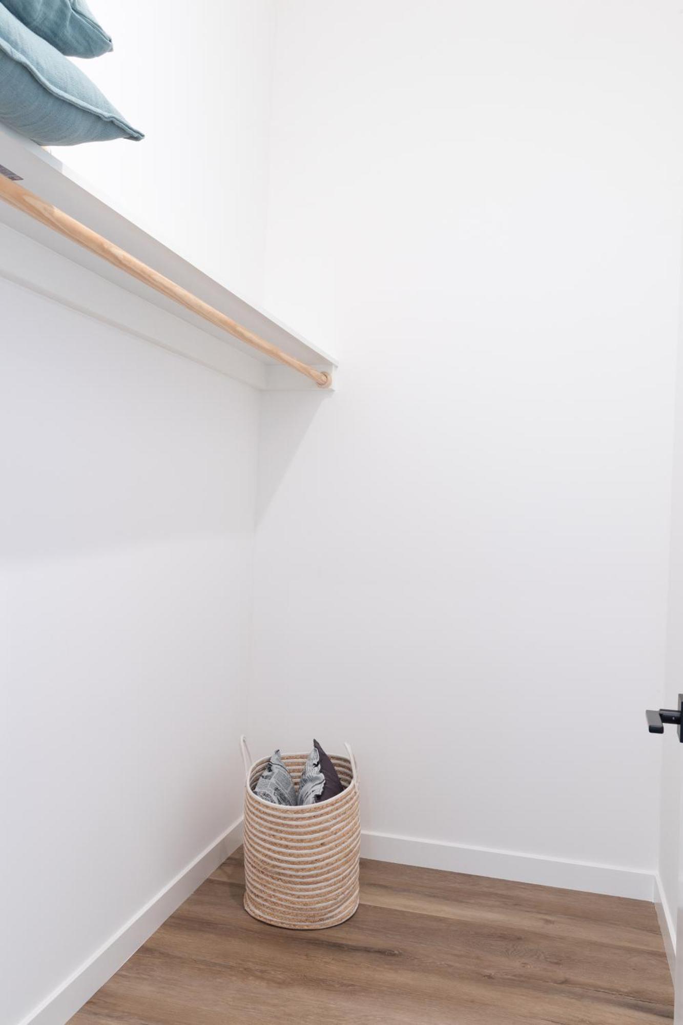 New 2br Family Nr Universal